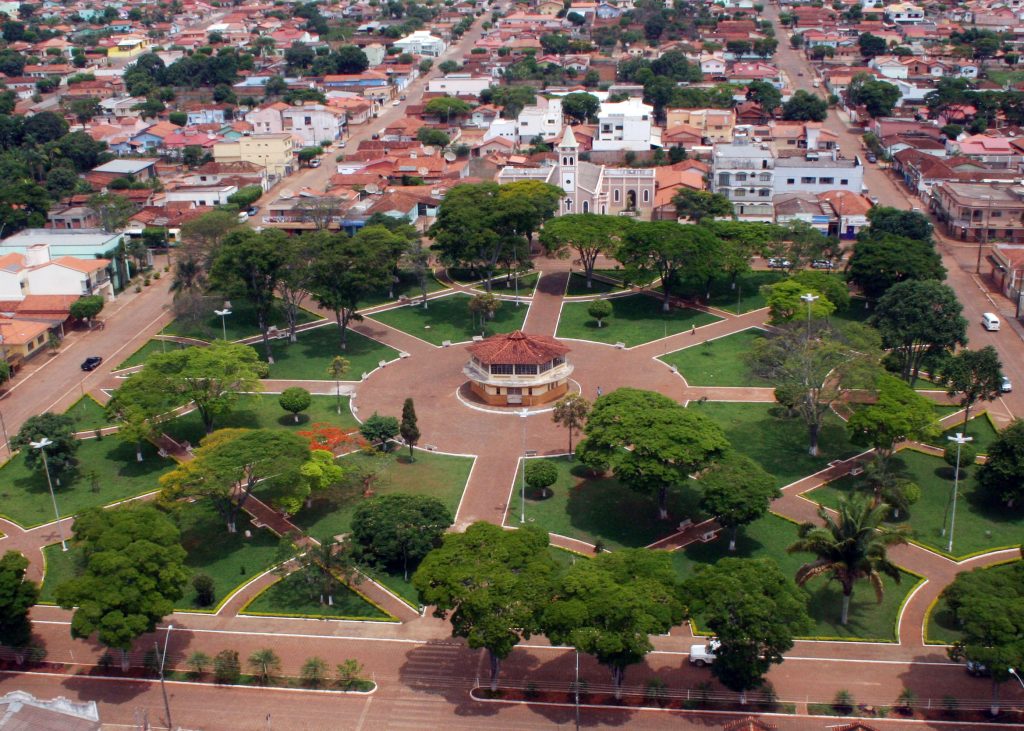 Tiros Minas Gerais fonte: umjornalistatirense.com.br